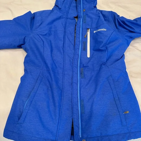 Columbia Women's Blue Ski & Snow Jacket - Picture 3 of 5